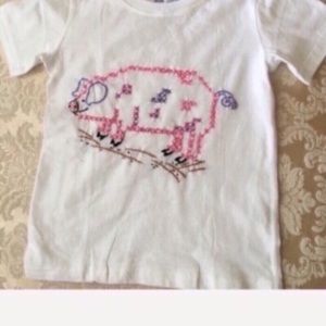 NEW hand embroidered pig T-shirt. Size 2T-3T